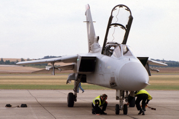 ZE889 (757) 1988 Panavia Tornado F.3
