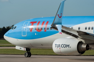 G-FDZW (37254) 2011 Boeing 737-8K5 WL