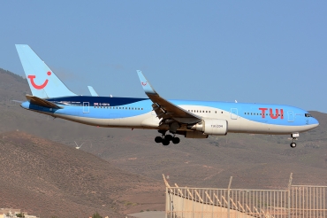 G-OBYG (29137) 1998 Boeing 767-304(ER)(WL)