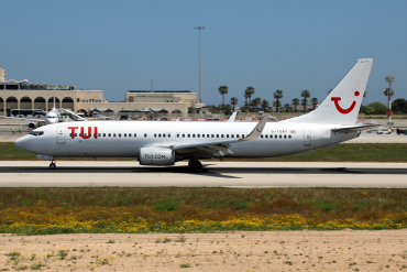 G-TUKF (33605) 2006 Boeing 737-8AS(WL)