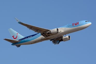 G-OBYG (29137) 1998 Boeing 767-304(ER)(WL)