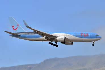 G-OBYG (29137) 1998 Boeing 767-304(ER)(WL)