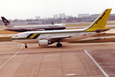 F-OGQN (418) 1986 Airbus A310-304