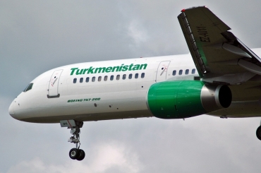 EZ-A011 (28336) 1996 Boeing 757-22K