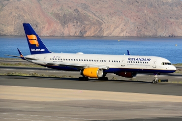 TF-FIA (29310) 2000 Boeing 757-256(WL)