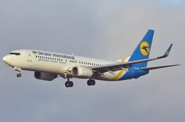 UR-PSH (29040) 2000 Boeing 737-85R(WL)