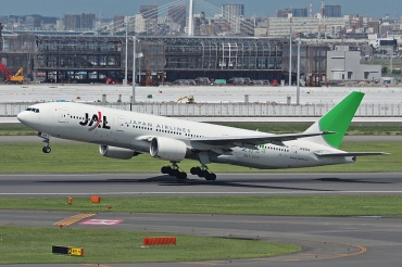 JA8984, (cn 27651/68), Boeing 777-246