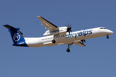 G-ECOK (4230) 2009 Bombardier Dash 8-Q402