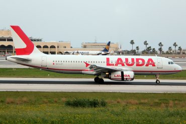 9H-LOT (2522) 2005 Airbus A320-232