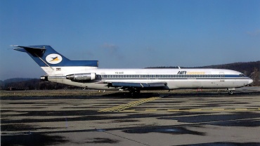 YU-AKE (21037) 1974 Boeing 727-2H9