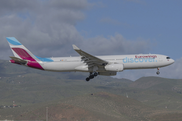 D-AIKE (636) 2004 Airbus A330-343