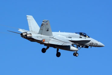 C.15-81 / 46-09 McDonnell Douglas EF-18A Hornet