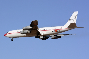 T.17-3 (21367) 1977 Boeing 707-368C KC