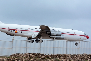 T.17-3 (21367) 1977 Boeing 707-368C KC