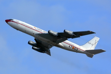 T.17-3 (21367) 1977 Boeing 707-368C KC