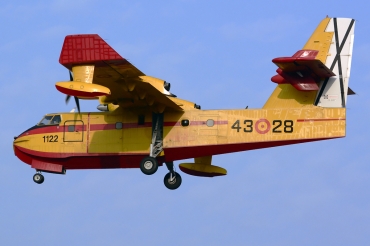 UD.13-28 / 43-28 Canadair CL-215T