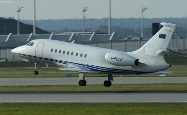 I-FLYV (108) 2000 Dassault Falcon 2000