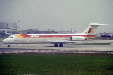 EC-GRN (cn 49830) McDonnell Douglas MD-87