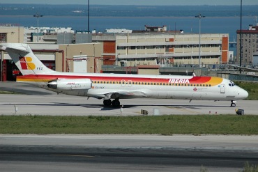 EC-FEZ (53207) 1991 McDonnell Douglas MD-87