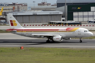 EC-ILS, (cn 1809), Airbus A320-214
