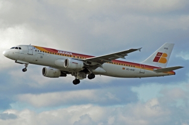 EC-HYD (1288) 2000 Airbus A320-214