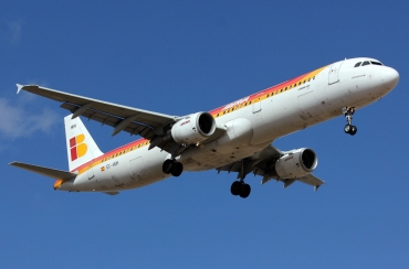 EC-HUH (1021) 1999 Airbus A321-211