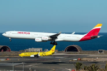 EC-INO (431) 2003 Airbus A340-642