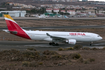 EC-MLP (1740) 2016 Airbus A330-202