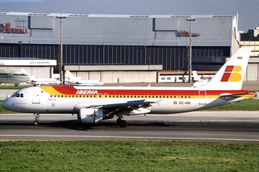 EC-HQI, (cn 1396), Airbus A320-214