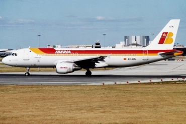 EC-HTA (1516) 2001 Airbus A320-214