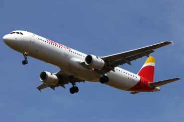 EC-IXD (2220) 2004 Airbus A321-211