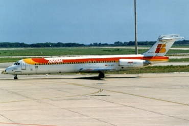 EC-EYY (49840) McDonnell Douglas MD-87