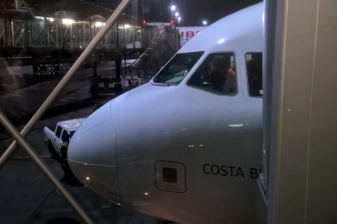 EC-IEG (1674) 2001 Airbus A320-214