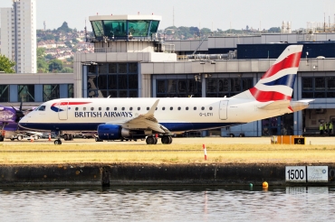 G-LCYI (cn 17000305) Embraer 170-100STD