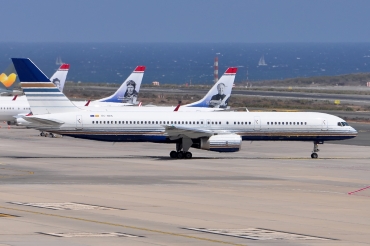 EC-HDS (26252) 1999 Boeing 757-256