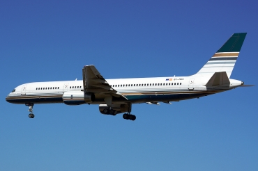 EC-HDS (26252) 1999 Boeing 757-256
