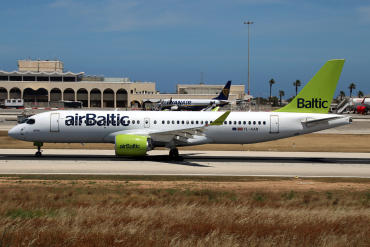 YL-AAR (55053) 2019 Airbus A220-300
