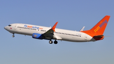 C-GFEH (41608) 2015 Boeing 737-8GS(WL)