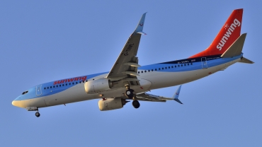 G-TAWL (37243) 2012 Boeing 737-8K5(WL)