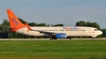 C-GFEH (41608) 2015 Boeing 737-8GS(WL)