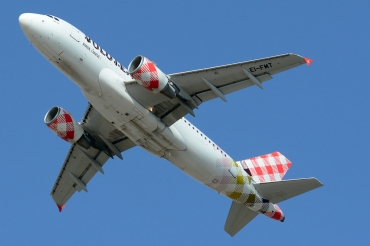 EI-FMT (2113) 2004 Airbus A319-112
