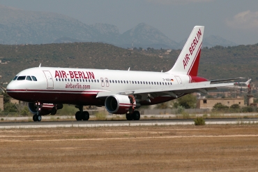 D-ABDQ · Airbus A320-214 · (PMI / LEPA / LESJ)