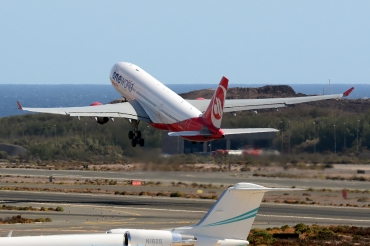 D-ABXA (288) 1999 Airbus A330-223