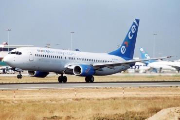 G-XLAA (028226) Boeing 737-8Q8