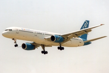 TF-ARK (022612) Boeing 757-225