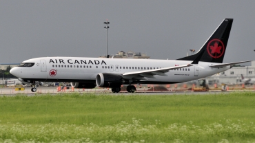 C-FSEQ (61211) 2018 Boeing 737-8 MAX