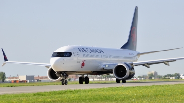 C-FSDQ (cn 61209) Boeing 737-8 MAX