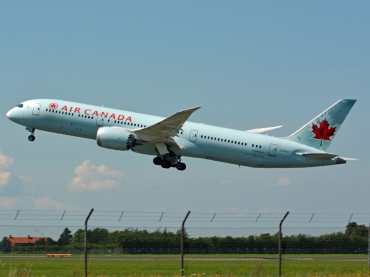 C-FNOI (cn 35268) Boeing 787-9