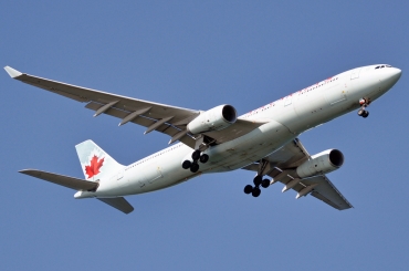 C-GHKX (412) 2001 Airbus A330-343