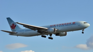 C-FOCA (cn 24575) Boeing 767-375ER